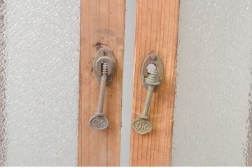 アンティーク建具　ダイヤガラス入り　古き良き時代の趣を感じる幅狭玄関戸2枚セット(引き戸、ガラス戸、格子戸)(R-065990)