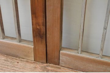 アンティーク建具　レトロな空間演出におすすめ!格子入りのガラス窓2枚セット(引き戸、ガラス戸)(R-066001)