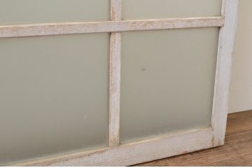 アンティーク建具　ペイント仕上げ限定　大正ロマンな雰囲気香るデザインが魅力的!!ペンキの剥げたガラス窓2枚セット(引き戸、ガラス戸)(R-066002)
