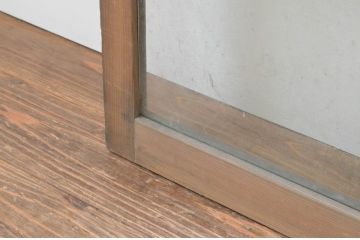 アンティーク建具　シンプルなデザインが魅力のガラス戸2枚セット(引き戸、格子戸、窓)(R-066009)