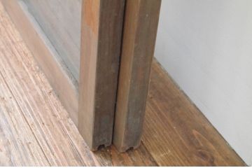アンティーク建具　経年による風合いが味わい深いガラス窓2枚セット(ガラス戸、引き戸、格子戸)(R-066010)