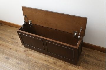 中古　特注　上蓋開きの収納付き!!シックな佇まいが魅力のローボード(ベンチチェスト、コファ、ブランケットボックス)(R-066016)
