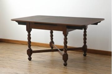 イギリスアンティーク　高級品!!　オーク材　無垢材　上質なつくり込みが魅力のツイストレッグドローリーフテーブル(ダイニングテーブル、エクステンションテーブル、4人掛け、6人掛け、食卓、英国)(R-066039)
