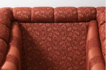 中古　高級輸入家具　ボリューム感のある重厚な佇まいが魅力の1人掛けソファ(一人掛け、アームソファ、椅子、イス)(定価約35万円)(R-066047)