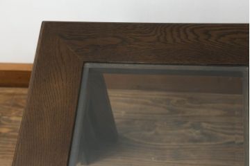 中古　カリモク家具(karimoku)　domani(ドマーニ)　洗練されたモダンデザインが魅力!!ガラストップのローテーブル(センターテーブル、カフェテーブル、コーヒーテーブル)(R-066057)