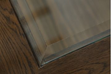 中古　カリモク家具(karimoku)　domani(ドマーニ)　洗練されたモダンデザインが魅力!!ガラストップのローテーブル(センターテーブル、カフェテーブル、コーヒーテーブル)(R-066057)