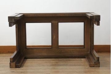 中古　カリモク家具(karimoku)　domani(ドマーニ)　洗練されたモダンデザインが魅力!!ガラストップのローテーブル(センターテーブル、カフェテーブル、コーヒーテーブル)(R-066057)