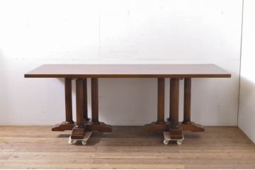 中古　スペイン家具　バロッサバレンティ(VARO,S.A. VALENTI)　高級感溢れる佇まいのガラス天板付きダイニングテーブル(4人掛け、6人掛け、食卓)(R-066061)