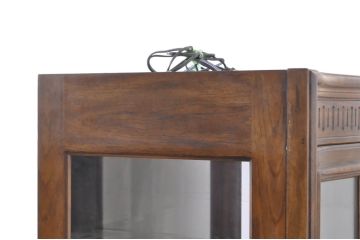 中古　DREXEL HERITAGE(ドレクセルヘリテイジ)　Grand Villa(グランドヴィラ)　高級感ある佇まいが目を引くキャビネット(キュリオケース、ガラスケース、ショーケース、飾り棚、陳列棚)(R-066073)