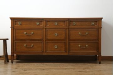 中古　DREXEL HERITAGE(ドレクセルヘリテイジ)　Triune(トライユン)　上品な佇まいが魅力のマホガニー材製サイドボード(サイドチェスト、引き出し、ドロワー)(定価約70万円)(R-066077)