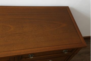 中古　DREXEL HERITAGE(ドレクセルヘリテイジ)　Triune(トライユン)　上品な佇まいが魅力のマホガニー材製サイドボード(サイドチェスト、引き出し、ドロワー)(定価約70万円)(R-066077)