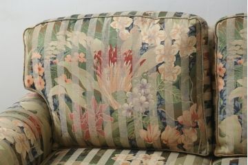 中古　美品　DREXEL HERITAGE(ドレクセルヘリテイジ)　クラシカルな佇まいが魅力の3人掛けソファ(3Pソファ、三人掛けソファ、トリプルソファ、アームソファ)(R-066078)