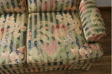 中古　美品　DREXEL HERITAGE(ドレクセルヘリテイジ)　クラシカルな佇まいが魅力の3人掛けソファ(3Pソファ、三人掛けソファ、トリプルソファ、アームソファ)(R-066078)