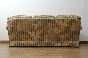 中古　美品　DREXEL HERITAGE(ドレクセルヘリテイジ)　クラシカルな佇まいが魅力の3人掛けソファ(3Pソファ、三人掛けソファ、トリプルソファ、アームソファ)(R-066078)