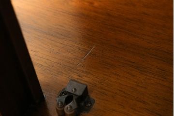 中古　DREXEL HERITAGE(ドレクセルヘリテイジ)　FRANCESCA(フランチェスカ)シリーズ　気品溢れる佇まいが魅力のガラスキャビネット(飾り棚、キュリオケース、ショーケース、ガラスケース、コレクションケース)(定価約74万円)(R-066079)