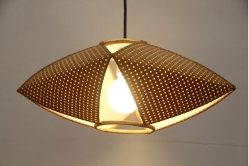 和製ビンテージ　希少な廃盤品　YAMAGIWA(ヤマギワ)　近藤昭作　竹のあかり　和モダンスタイルやナチュラルテイストの空間づくりにおすすめ!!竹あんどんの天井照明(行灯、行燈、吊り下げ照明、ペンダントライト、シェード、電笠、ヴィンテージ)(R-066089)