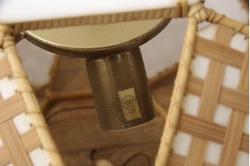 和製ビンテージ　希少な廃盤品　YAMAGIWA(ヤマギワ)　近藤昭作　竹のあかり　幾何学模様のようなデザインがお洒落な竹あんどんの天井照明(行灯、行燈、吊り下げ照明、ペンダントライト、シェード、電笠、ヴィンテージ)(R-066091)