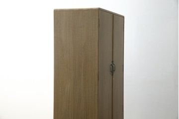 中古　繊細なデザインの金具が洗練された雰囲気を高める加茂総桐箪笥(並厚)　(R-066096)