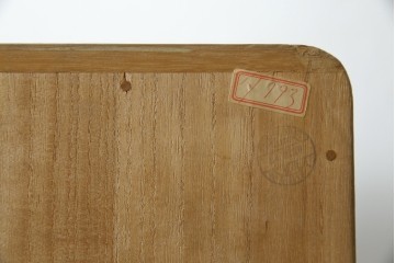 中古　繊細なデザインの金具が洗練された雰囲気を高める加茂総桐箪笥(並厚)　(R-066096)