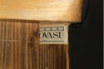 中古　イタリア　PROVASI社(プロヴァシ)　高級感とエレガントさを演出する一人掛けソファ+オットマン(1人掛け、アームソファ、アームチェア、フットスツール)(R-066098)
