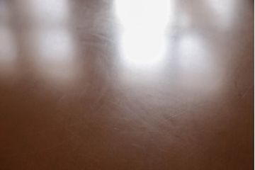 中古　美品　arflex(アルフレックス)　ステーションチェントロ(STATION CENTRO)　洗練されたモダンデザインが魅力的なダイニングテーブル(定価約45万円)(ラウンドテーブル、丸テーブル、食卓)(R-066099)