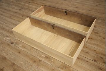和製アンティーク　極上美品!!　前面栗材　味わい深い漆の色合いが綺麗な米沢箪笥(重ね箪笥、引き出し、時代箪笥、収納タンス、衣装たんす)(R-066117)