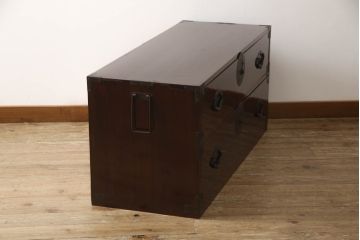 和製アンティーク　極上美品!!　前面栗材　味わい深い漆の色合いが綺麗な米沢箪笥ローボード(ローチェスト、引き出し、時代箪笥、収納タンス)(R-066119)