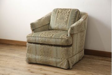 中古　美品　DREXEL HERITAGE(ドレクセルヘリテイジ)　肘カバー・クッション付き　ゆったりとした寛ぎの空間づくりに取り入れたい1人掛けソファ(一人掛けソファ、1Pソファ、アームソファ、アームチェア、椅子、イス)(R-066120)