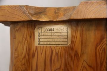 中古　美品　屋久杉の生命力溢れる美しさが魅力の飾り棚(オープンシェルフ、ディスプレイラック、花台)(定価約180万円)(R-066136)