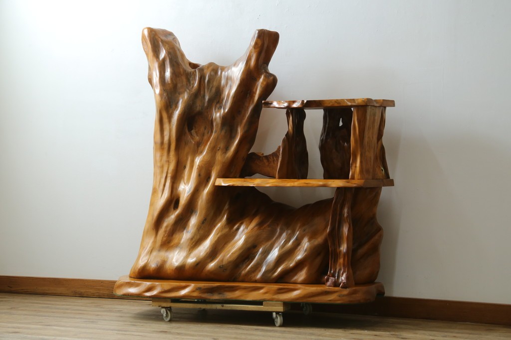 中古　美品　屋久杉の生命力溢れる美しさが魅力の飾り棚　定価約180万円　(R-066136)