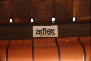 中古　arflex(アルフレックス)　NT(エヌティー)　本革(レザー)　革を編み込んだデザインが個性的なアームレスチェア(ダイニングチェア、椅子、イス)(R-066137)