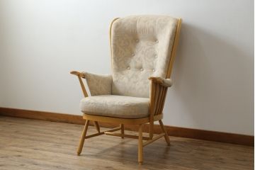 中古　美品　イギリス家具　ERCOL(アーコール)　エバーグリーン　気品のある佇まいが魅力の1人掛けイージーチェア(アームチェア、ラウンジチェア、ソファ、1人掛け、椅子、イス、英国、北欧)(定価約29万円)(R-066170)