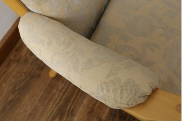 中古　美品　イギリス家具　ERCOL(アーコール)　エバーグリーン　気品のある佇まいが魅力の1人掛けイージーチェア(アームチェア、ラウンジチェア、ソファ、1人掛け、椅子、イス、英国、北欧)(定価約29万円)(R-066170)