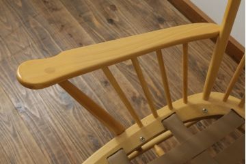 中古　美品　イギリス家具　ERCOL(アーコール)　エバーグリーン　気品のある佇まいが魅力の1人掛けイージーチェア(アームチェア、ラウンジチェア、ソファ、1人掛け、椅子、イス、英国、北欧)(定価約29万円)(R-066170)