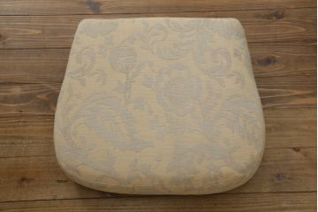 中古　美品　イギリス家具　ERCOL(アーコール)　エバーグリーン　気品のある佇まいが魅力の1人掛けイージーチェア(アームチェア、ラウンジチェア、ソファ、1人掛け、椅子、イス、英国、北欧)(定価約29万円)(R-066170)
