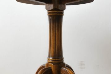 国産家具　松永工房　カンティーニュ(Continue)　猫脚の優美な曲線デザインがお洒落なラウンドテーブル(カフェテーブル、コーヒーテーブル、丸テーブル)(定価約14万6千円)(R-066174)
