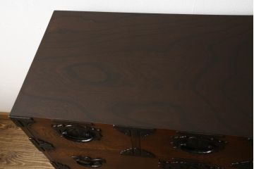 中古　岩谷堂箪笥　力強い木目と重厚感ある金具が魅力の和箪笥(衣装タンス、収納たんす、引き出し、サイドチェスト)(R-066176)