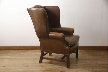 中古　イギリス　Lloyd's Antiques(ロイズ・アンティークス)取り扱い　レザー　羽のような美しいシルエットが魅力的なウィングバックチェア(一人掛けソファ、チェスターフィールド、サロンチェア、ウイングバック、英国)(R-066183)