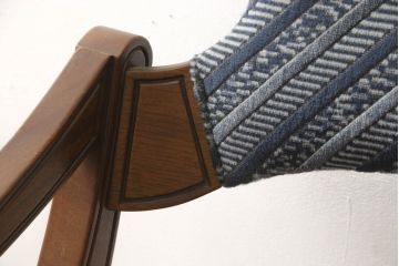 中古　DREXEL HERITAGE(ドレクセルヘリテイジ)　ESPERANTO(エスペラント)　上品な曲線デザインが高級感を醸し出すアーム付きダイニングチェア(アームチェア、イス、椅子)(定価約24万円)(R-066186)