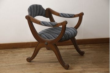 中古　DREXEL HERITAGE(ドレクセルヘリテイジ)　ESPERANTO(エスペラント)　上品な曲線デザインが高級感を醸し出すアーム付きダイニングチェア(アームチェア、イス、椅子)(定価約24万円)(R-066187)