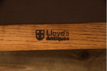 北欧家具　Lloyd's Antiques(ロイズ・アンティークス)取り扱い　Hans J Wegner(ハンス・J・ウェグナー)　GETAMA(ゲタマ)　GE260　オーク材　くつろぎの空間を演出する1人掛けソファ(イージーチェア、アームチェア、椅子、イス)(R-066191)
