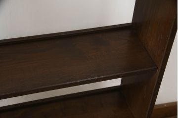 和製アンティーク　栗材　シックな色合いが和・洋どちらの空間にも馴染みやすい!!シンプルな本棚(ブックシェルフ、オープンシェルフ、ディスプレイラック、飾り棚)(R-066208)