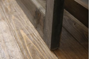 アンティーク建具　欅(ケヤキ)材　杉材　和モダンな空間づくりにおすすめ!古いお寺の大きな板戸2枚セット(蔵戸、門扉、引き戸)(R-066220)