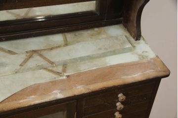 和製アンティーク　収納たっぷり!お洒落に整理整頓ができるデンタルケース(デンタルキャビネット、ガラスケース、ケビント、収納棚、戸棚、キャビネット、店舗什器)(R-066228)