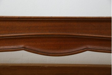 中古　DREXEL HERITAGE(ドレクセルヘリテイジ)　Touraine(ツーレイン)　猫脚のデザインがアクセントのベッドフレーム　(R-066229)