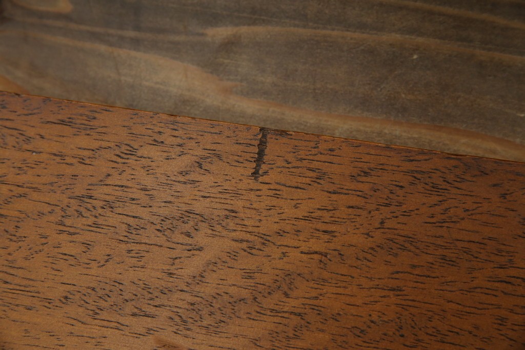 中古　DREXEL HERITAGE(ドレクセルヘリテイジ)　Touraine(ツーレイン)　猫脚のデザインがアクセントのベッドフレーム　(R-066229)