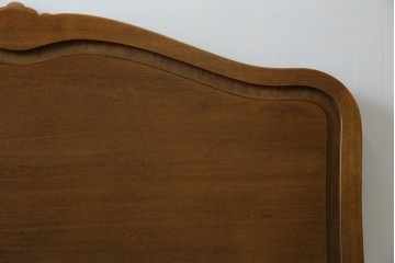 中古　DREXEL HERITAGE(ドレクセルヘリテイジ)　Touraine(ツーレイン)　猫脚のデザインがアクセントのベッドフレーム　(R-066229)