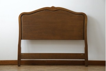 中古　DREXEL HERITAGE(ドレクセルヘリテイジ)　Touraine(ツーレイン)　猫脚のデザインがアクセントのベッドフレーム　(R-066229)