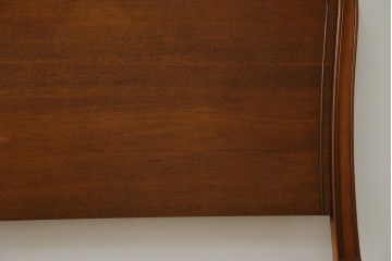 中古　DREXEL HERITAGE(ドレクセルヘリテイジ)　Touraine(ツーレイン)　猫脚のデザインがアクセントのベッドフレーム　(R-066229)