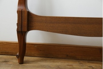 中古　DREXEL HERITAGE(ドレクセルヘリテイジ)　Touraine(ツーレイン)　猫脚のデザインがアクセントのベッドフレーム　(R-066229)